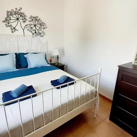 Holiday home Makanida La Oliva